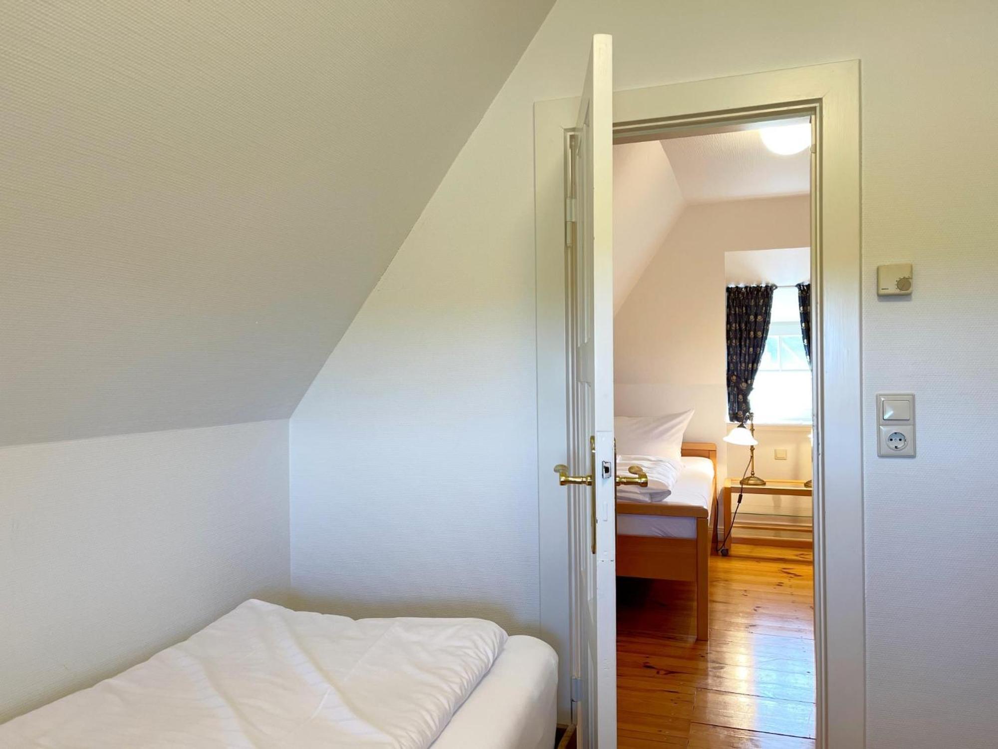 Reetdachhäuschen Lütt In Ferienhaus *